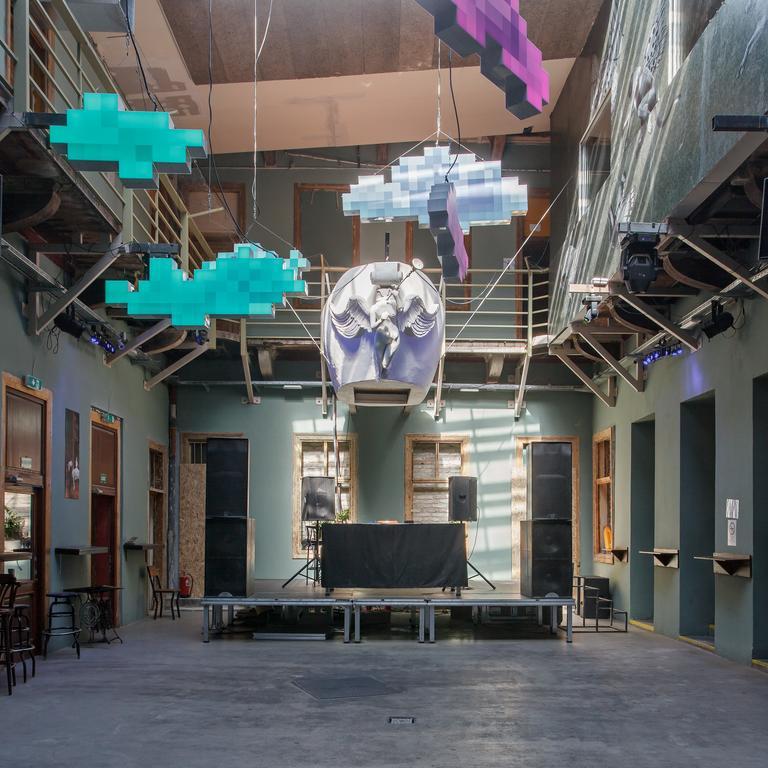 Ruin Bar Party Hostel - Budapest, Budapest